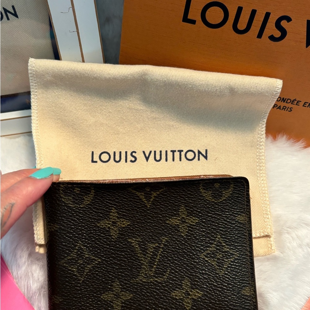 Louis Vuitton Monogram Canvas Bi-Fold Wallet in Brown - Picture 3 of 16